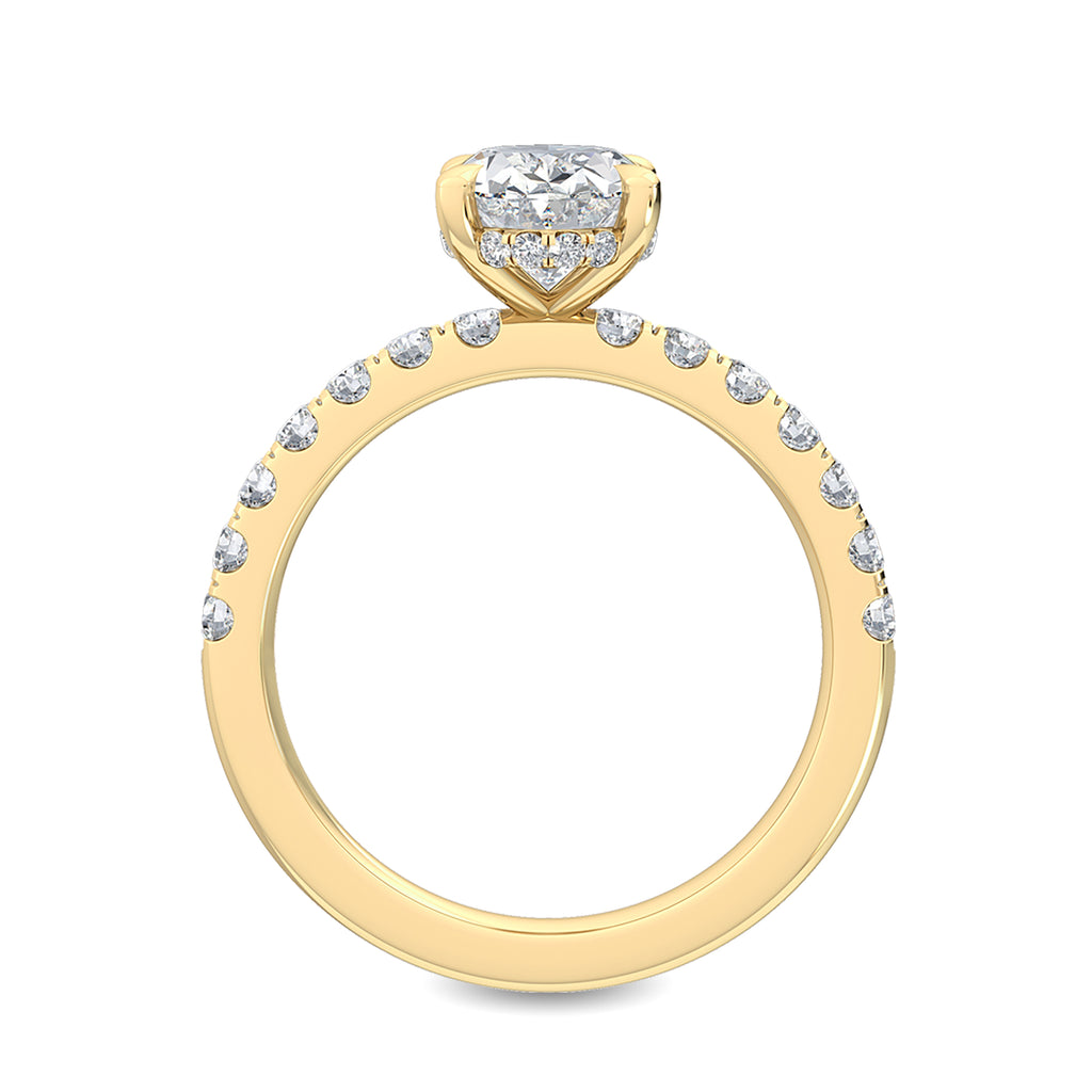 The Classic Pavé Oval